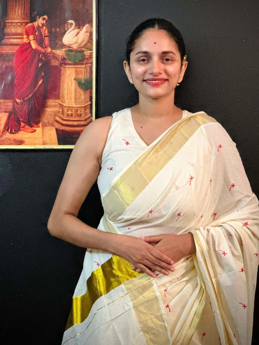 Techipoo Embroidery Saree