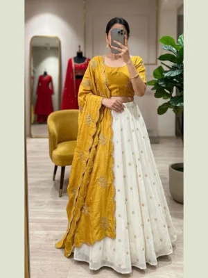 Chinnon silk Kanchi Lehenga